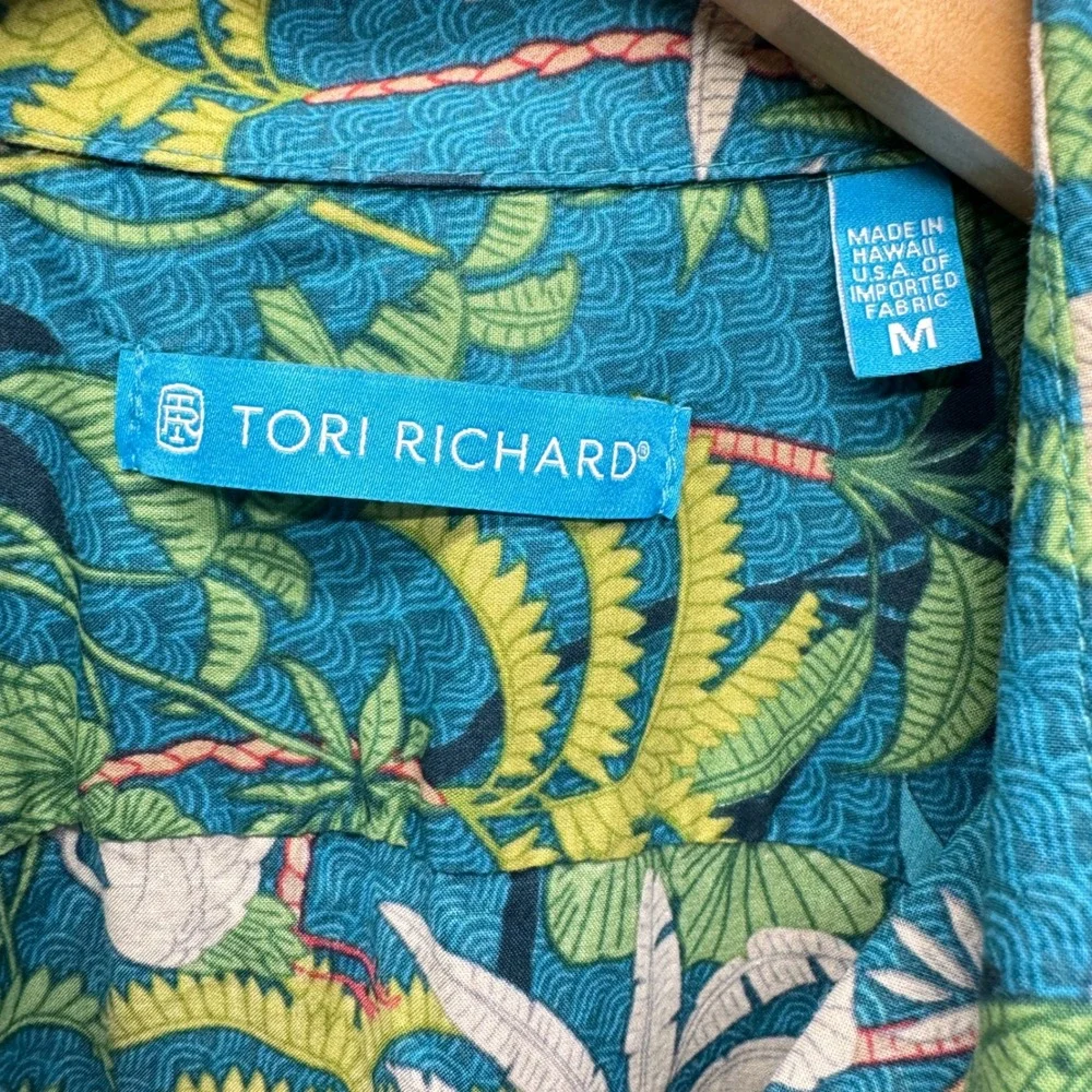Tori Richard Button Up Mens M Blue Tropical Crane Palm Cotton Lawn Aloha Shirt - Picture 5 of 8